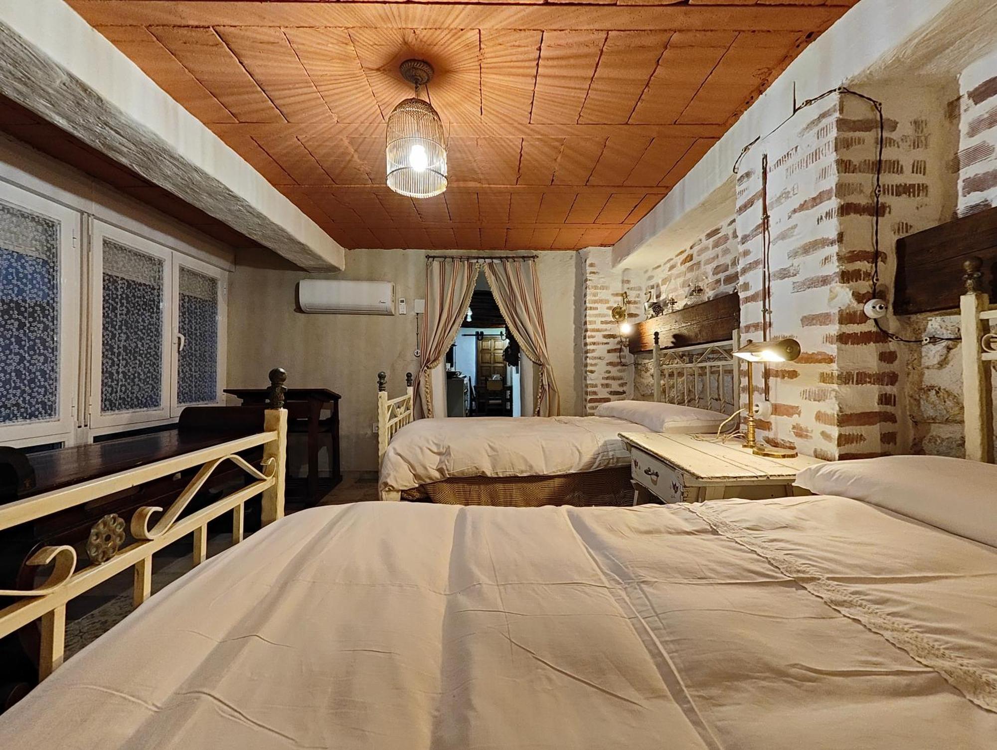 Apartamentos Casa Nino Montefrío Buitenkant foto